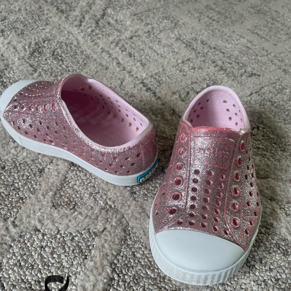 Native Kids Pink Glitter Shoes